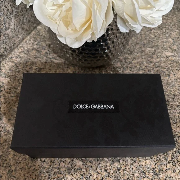 Dolce & Gabbana Black Cat-Eye Sunglasses Brand new Full inclusion.